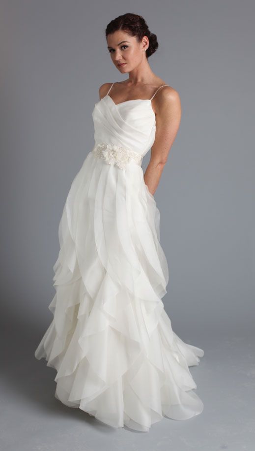 White Wedding Dresses Long Wedding Gown Ruffled Wedding Gowns